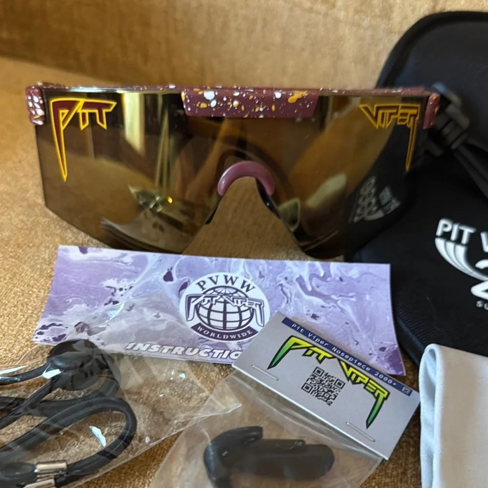 NWOT - Pit Viper Purple Sunglasses with Case and Cloth - Picture 6 of 6